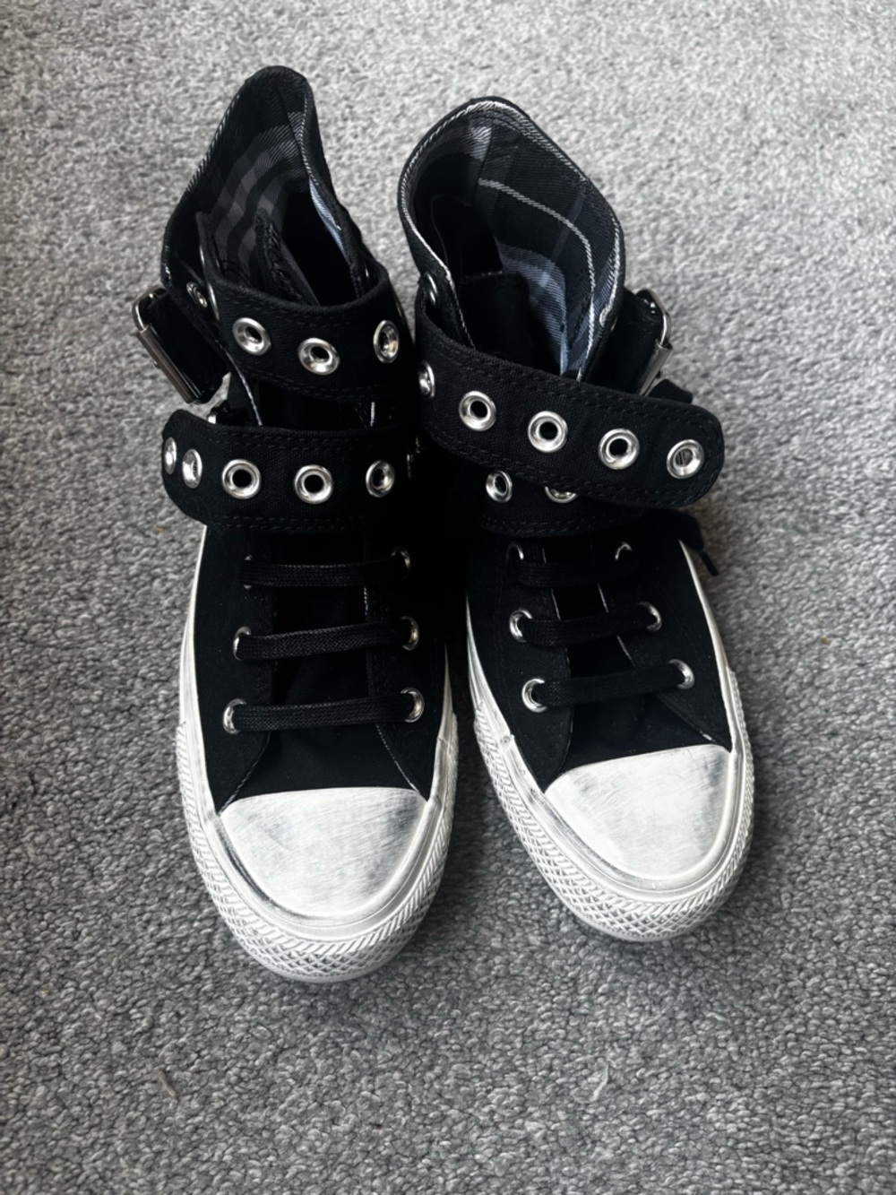 Limited edition!Converse Black Canvas Sneakers with Double Buckle Straps - Picture 9 of 12
